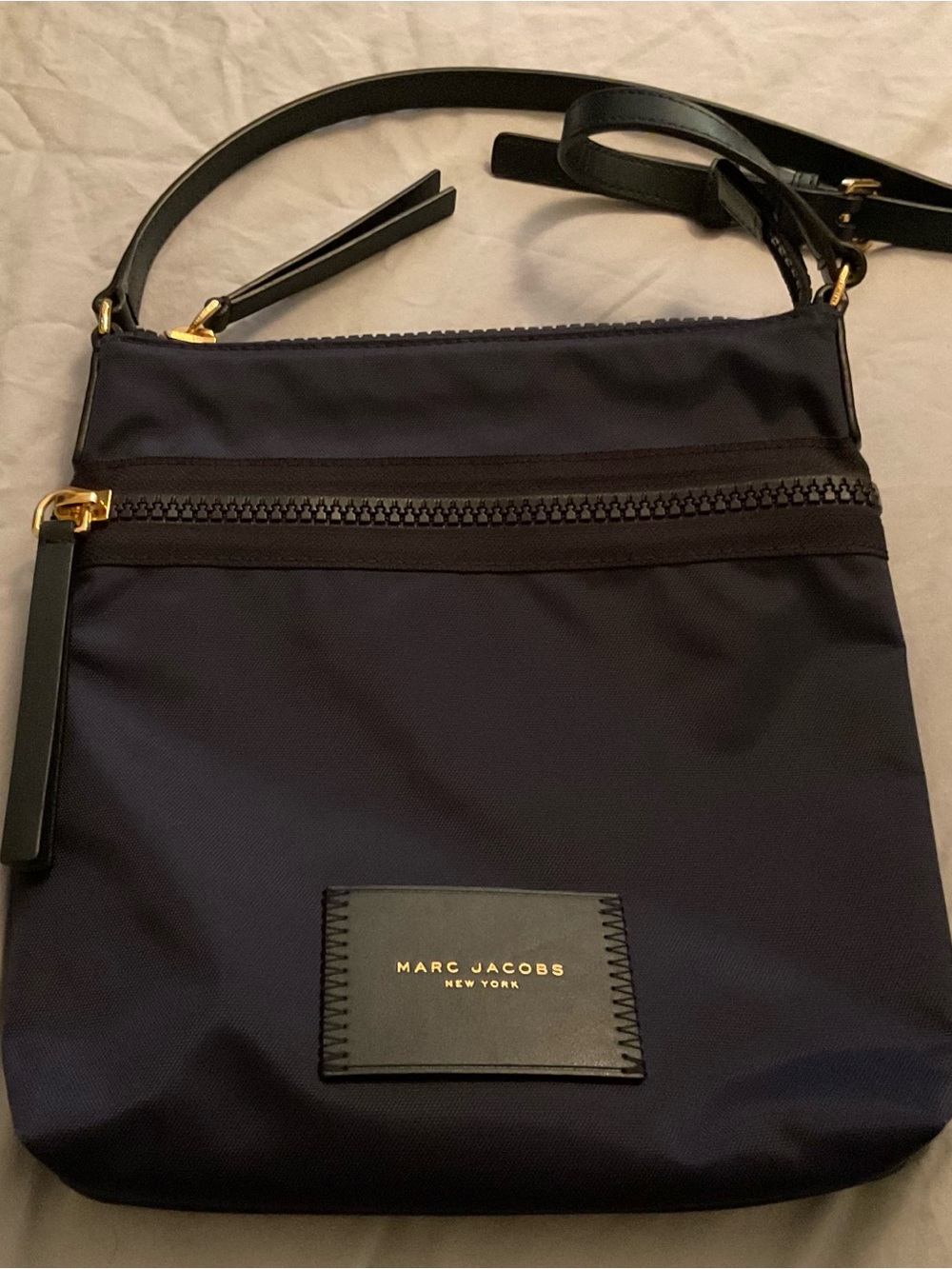 Marc Jacobs Navy Nylon Crossbody Bag Gold Hardware Adjustable Strap Lightweight